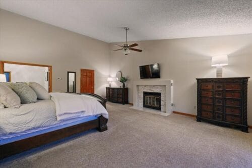 Open property gallery