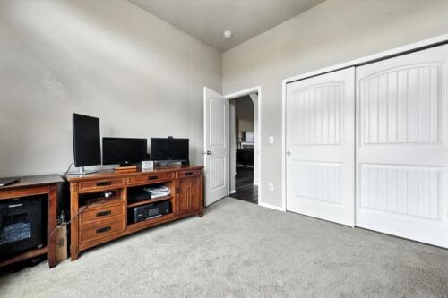 Open property gallery