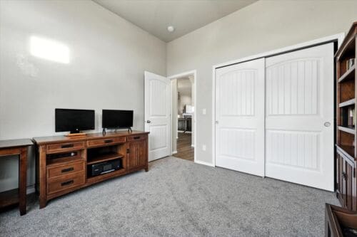 Open property gallery