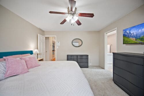 Open property gallery