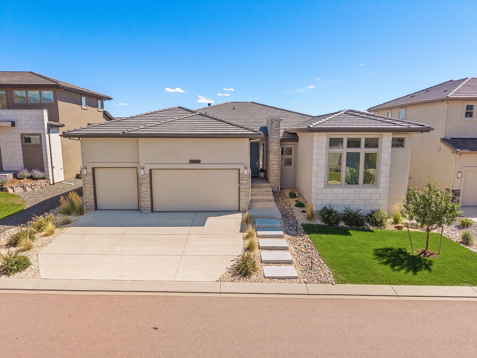3435 Skywatch Heights, Colorado Springs, CO 80904: photo 1 of 45