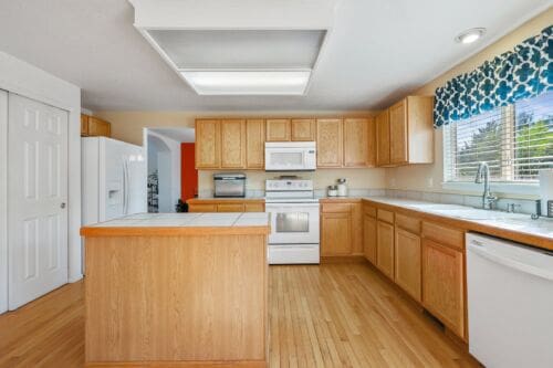 Open property gallery