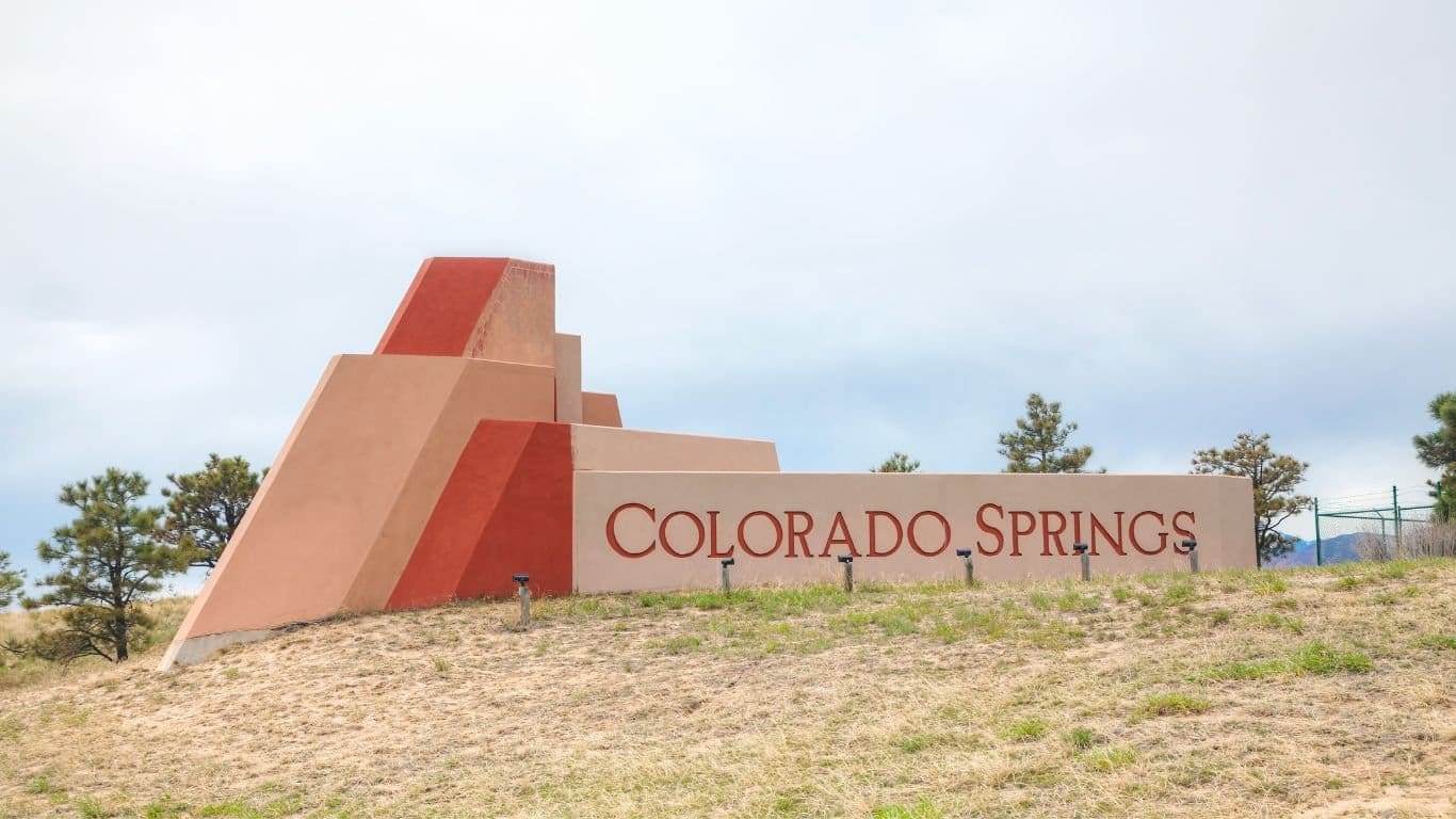 Everything You Need to Know Before Relocating to Colorado Springs