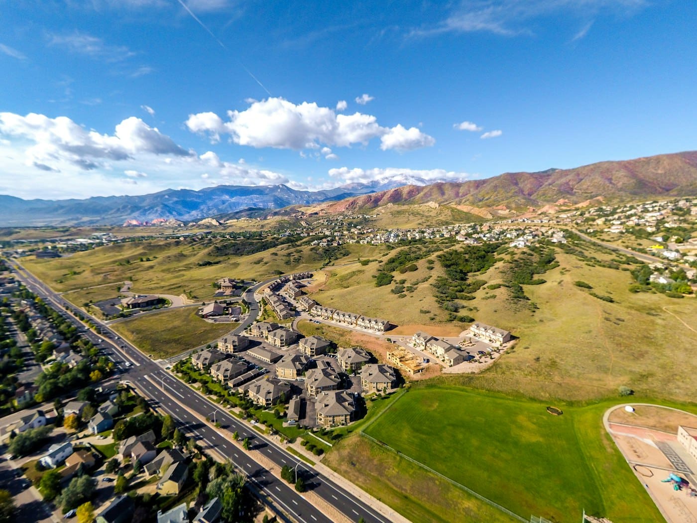 Neighborhood by the mountains, Centennial Blvd, Colo. Springs
